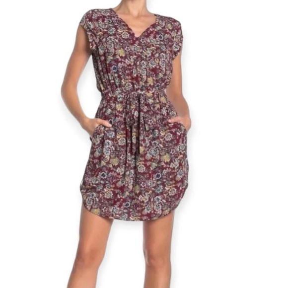 DR2 Dresses & Skirts - DR2 Floral Dress Doble V-Neck Tie Waist Cap Sleeve With Pockets and Side Zipper